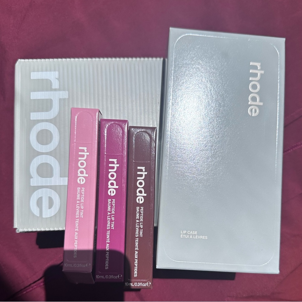 Rhode Lip Case iPhone 15 Pro Max NEW, includes 3 lip tints